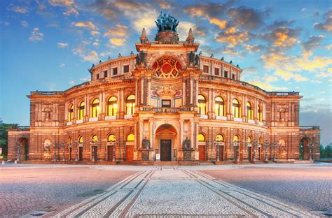 Dresden is located on the elbe river and is an industrial, governmental and cultural centre, known worldwide for bruehl's terrace and its historic landmarks in the old town (altstadt). Exclusive Germany - Welcome to Dresden