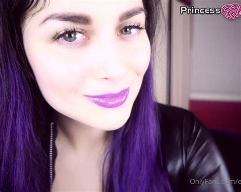 Watch Online Ellie Idol Femdom Aka Ellieidolfemdom Lipstick Slave