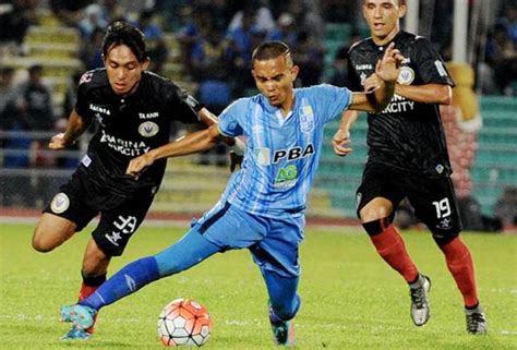Fifa announced the penang attacker's february 2016 strike was voted the best goal of. Anugerah Puskas: Netizen lancar kempen besar-besaran galak ...