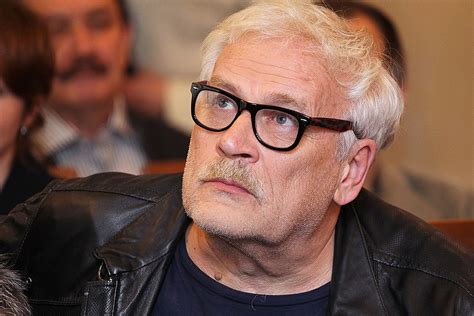 Он ударил невзорова по лицу, потребовав прекратить «оскорблять чувства верующих и. Борис Невзоров рассказал о каре, постигшей убийцу его жены ...