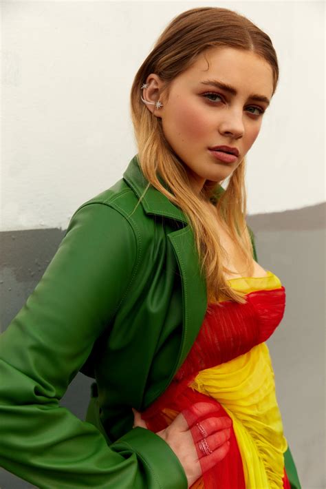 Josephine Langford Hot Photoshoot For Schon Magazine HD - Page 10 of 10 ...