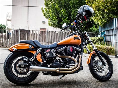 Give yourself time to calm down before you get into the vehicle. Road Rage Type III Stainless 2>1 for Dyna '91 - 2017 - *1D1SS