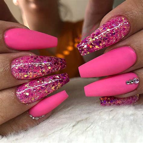 23 Neon Pink Nails And Ideas To Wear All Summer Long Stayglam