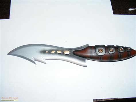 Star Trek Enterprise Klingon Knife Original Prod Material