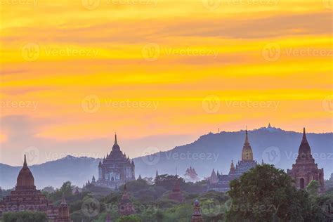 Bagan Cityscape Of Myanmar In Asia 3177913 Stock Photo At Vecteezy