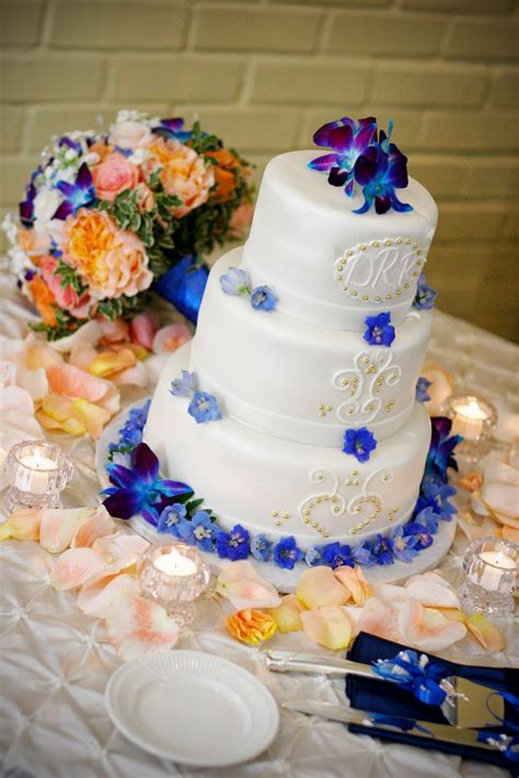 Gabbi Grace Events Real Detroit Wedding Blue Peach And Ivory