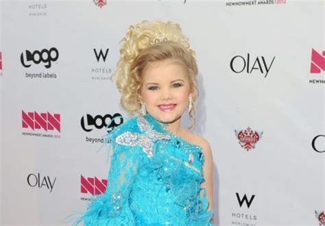 Toddlers And Tiaras Star Eden Wood Won Over 300 Crowns In Her Glitz
