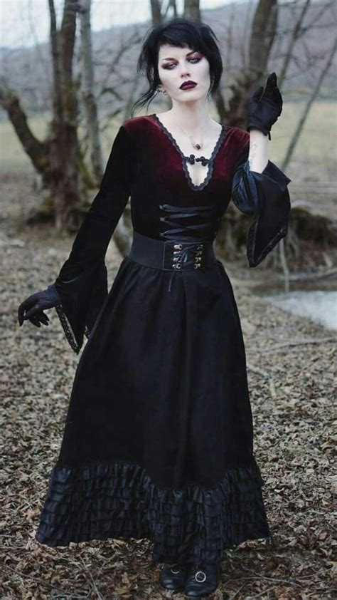 Pin By Guilden Stern On Goth Art Gothic Fashion Victorian Elegant Goth Gothic Fashion