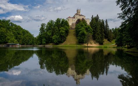 Trakošćan Castle And Bednja River Croatia Castles