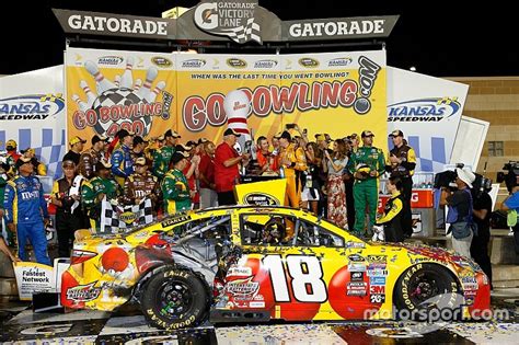 2019 monster energy nascar cup series. 2016 Season Race 11 - Kansas, Race Update 07May2016 ...