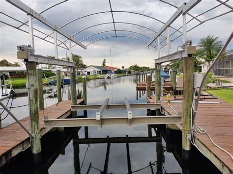 Private Boat Lift for Rent - North Fort Myers, Florida - Snag-A-Slip
