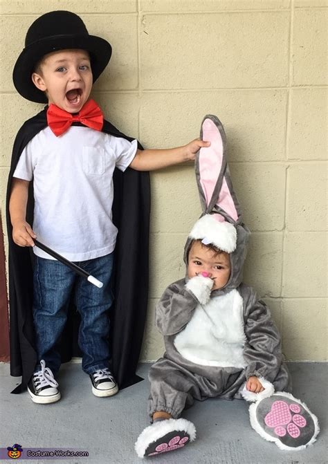 Magician And Rabbit Costume 572172