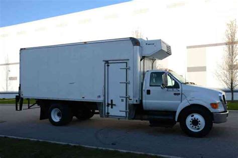 Call the following number for the part. FORD F650 REFRIGERATED BOX TRUCK 20FT BOX THERMOKING SIDE ...