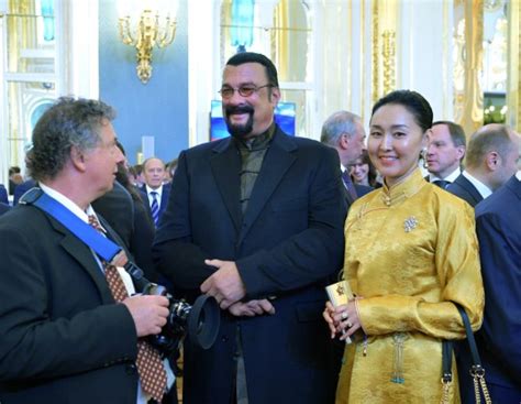 Seagal received a party membership card of an alliance named just russia. Steven Seagal supports Putin at Victory Day Parade in Red ...