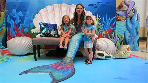 Meeting A Mall Mermaid Youtube