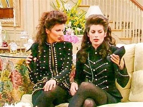 21 Important Style Tips We Learned From The Nanny
