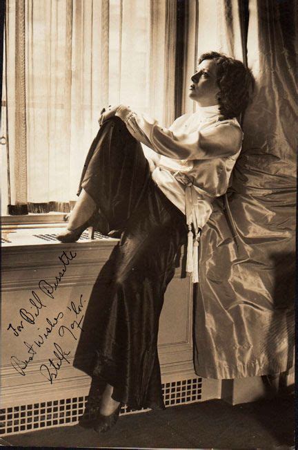Estelle Taylor Famousfix In Vintage Photography Estelle Photo