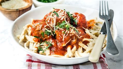 One such variety is egg noodles or egg chow mein. Meatballs and Egg Noodles Recipe | Reames