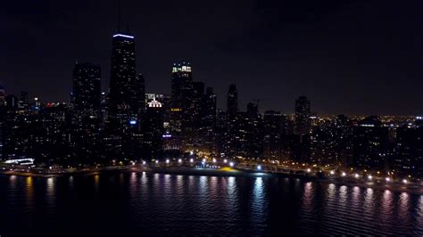 4k Drone Video Of Downtown Chicago At Oak Street Beach At Night Youtube
