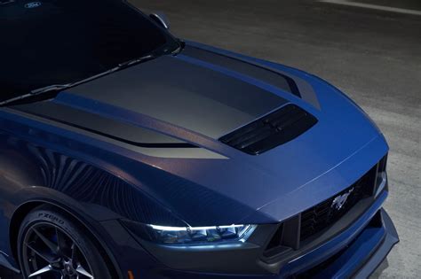 Ford Unveils 500 Horsepower Mustang Dark Horse