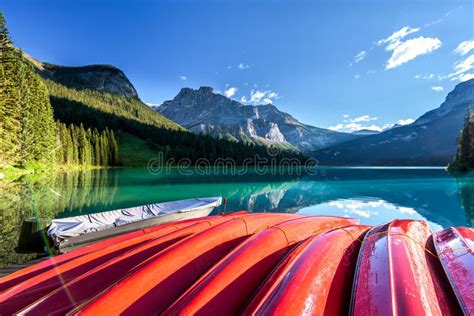 Beautiful Emerald Lake Yoho National Park British Columbia Canada