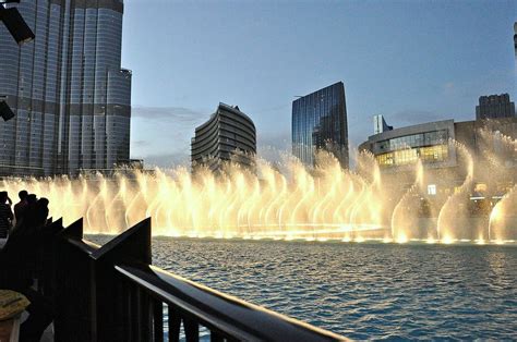 Tourists Guide To Dubai Music Fountain Enchanting Evening City Show