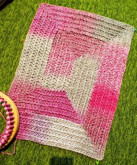 How To Loom Knit An Easy 10 Stitch Blanket No Purls In Ewrap Owl Stitch