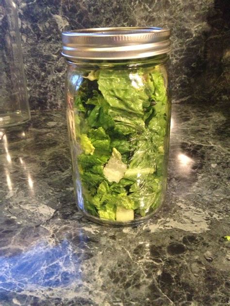 How To Preserve Lettuce Lettuce Recipes Salad In A Jar Storing