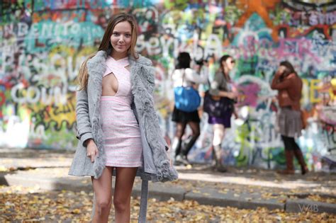 Bild Markiert Mit Skinny Blonde Happy In The City Katya Clover Mango A Watch Beauty