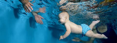 Ateliers d éveil aquatique Bébés nageurs