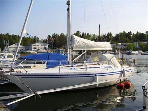 Переносной кв радиоприемник омега (ир2.022.002). Sailing boats - Mamba 311