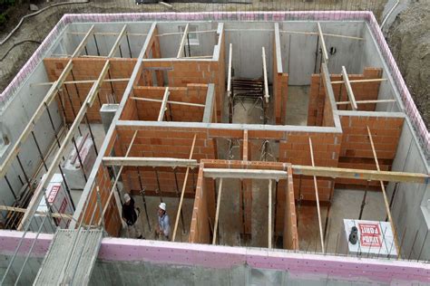 Es handelt sich hierbei um einen flachsturz. Keller - Innenwände sind fertig › BauBlog - Wir bauen ...