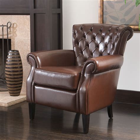 Great traditional look, round tufted high back accented with hand driven nail trim. Living Room Chairs | Tufted club chairs, Club chairs ...