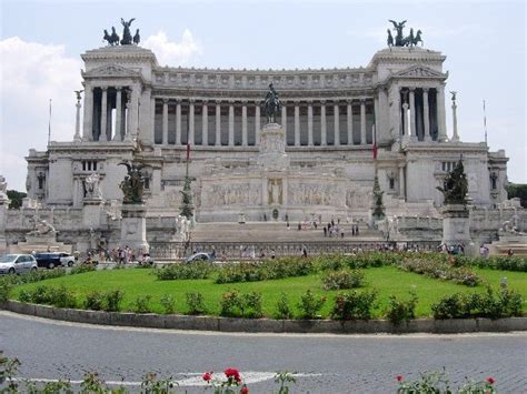 Monument To Vittorio Emannuele Ii The Wedding Cake Rome Italy