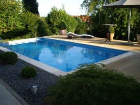Die systeme, um eine gartenmauer zu bauen, sind vielfältig, die kosten damit auch, und die anleitung ist je nach mauer etwas anders, aber. Pool selber bauen: Die Kosten - Pool-Selbstbau