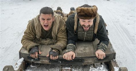 It was a fate that ivar once almost faced himself as a baby, when ragnar lothbrok saw that his son's legs were deformed and took him out to the woods to kill him. Vikings : Ivar sur le chemin de la rédemption dans la ...