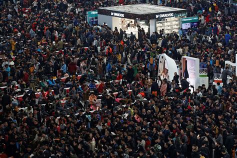 Chinese New Year 2017 Worlds Largest Human Migration As Hundreds Of