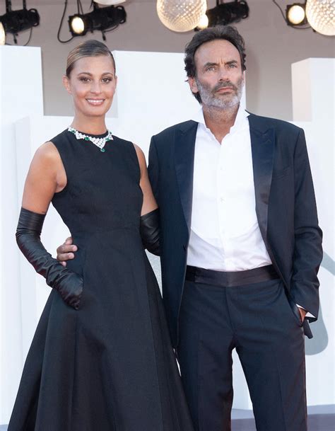 Rentals include 30 days to start watching this video and 48 hours to finish once started. Sveva Alviti et Anthony Delon sont fiancés - Elle