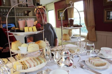 Afternoon Tea In A Railway Carriage The Countess Of York Review ⋆ Yorkshire Wonders