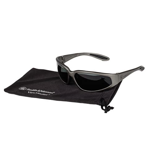 smith and wesson® viewmaster safety glasses 19871 polarized smoke lenses metallic grey frame