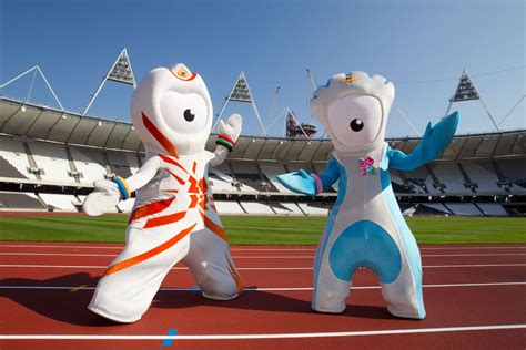Promoting the history and culture of the host city; Londres 2012 - Mascotes dos Jogos OLímpicos | Cova do Urso