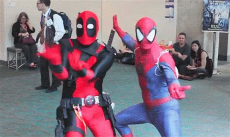 They can run pretty fast, but they're not that venomous and they can be they are called camel spiders because they are found under camels and will eat them in secret if guys were sleeping on top of trucks, roofs, whatever after that. 8 Dicas para quem vai na Comic Con 2018 - Notícias - RD ...