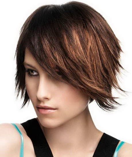 Ahead, 60 layered hairstyles and haircuts you'll want to show your hairstylist asap. Razor cut hairstyles