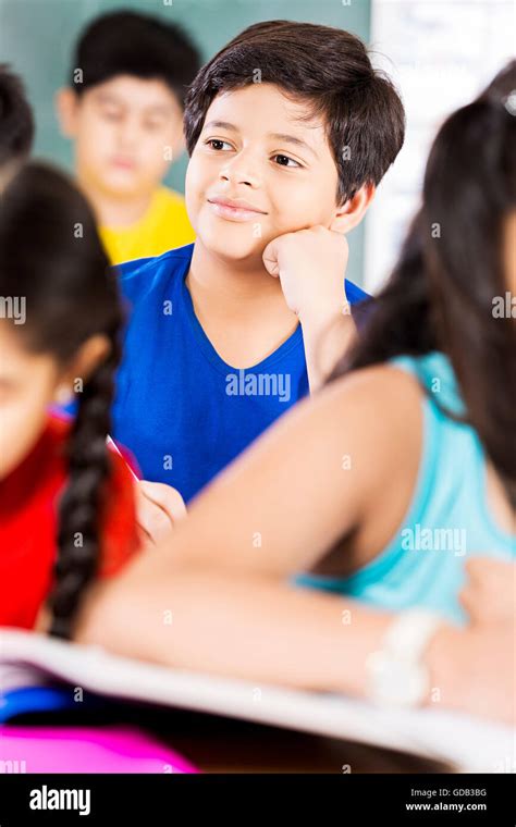Kids In A Classroom Hi Res Stock Photography And Images Alamy