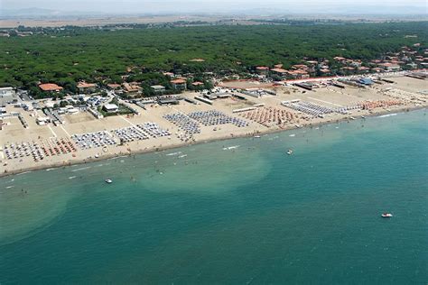 Una casa vacanza in marina di grosseto è sinonimo di esperienze indimenticabili. Beach resort for sale in Grosseto area Marina di grosseto ...
