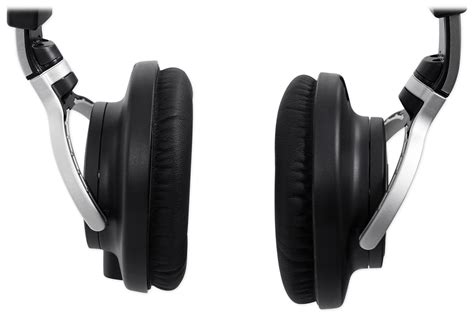 Audio Technica Ath M70x Closed Back Professional Monitor Headphones