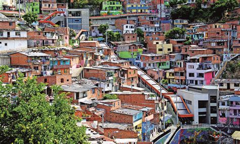 Comuna 13 Un Lugar Imperdible Que Refleja El Cambio Social De Colombia