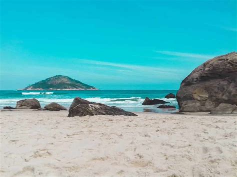 Praias De Nudismo Mais Famosas Do Brasil E Do Mundo E Suas Regras