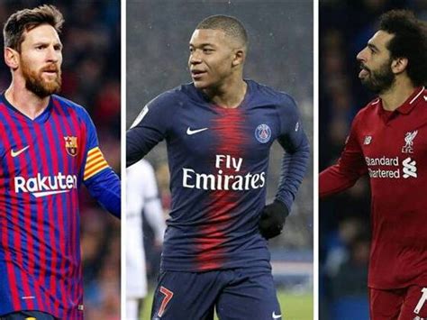جدير بالذكر أن مو حصل على جائزة أفضل لاعب في ليفربول للموسم الحالي، ووصيف هدافي بريميرليج برصيد 22 هدفا وبفارق هدف وحيد عن هاري كين المتوج بالجائزة. ميسي وصلاح ونيمار يتراجعون في ترتيب الأغلى عشر لاعبين