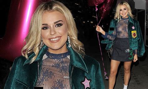 Tallia Storm Celebrates Her 19th Birthday In London Daily Mail Online